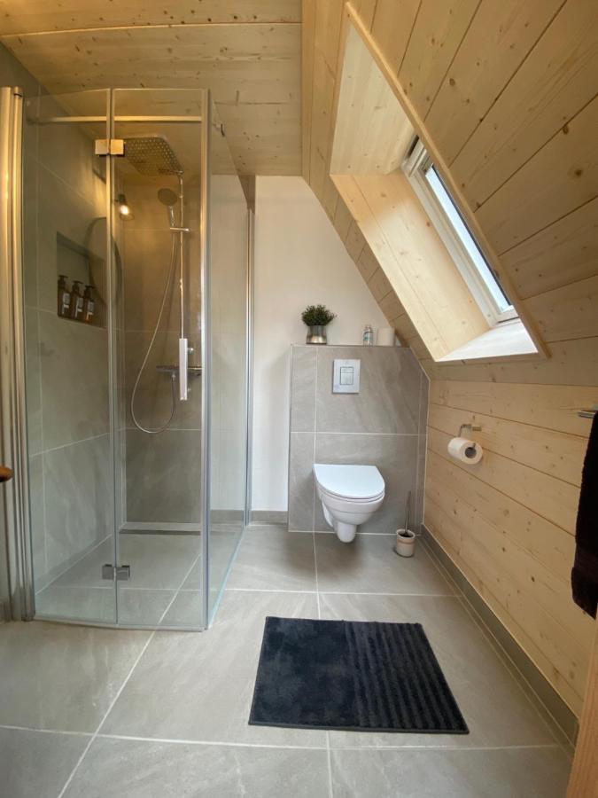 Hengifosslodge Tiny Houses エイイルススタジル エクステリア 写真